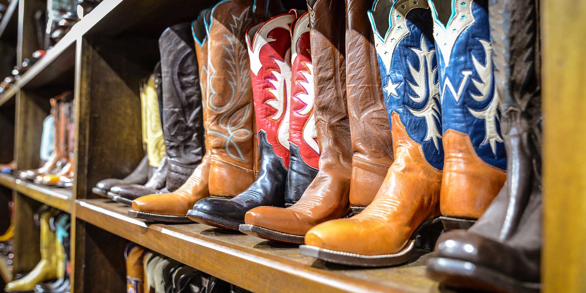 Cowboy boots lined up 